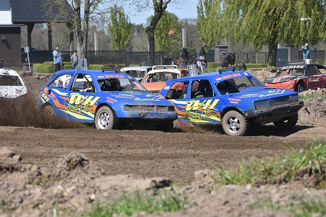 足球不仅改 足球不仅改