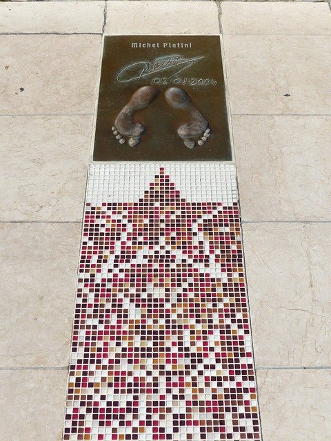 接接下来的 接接下来的